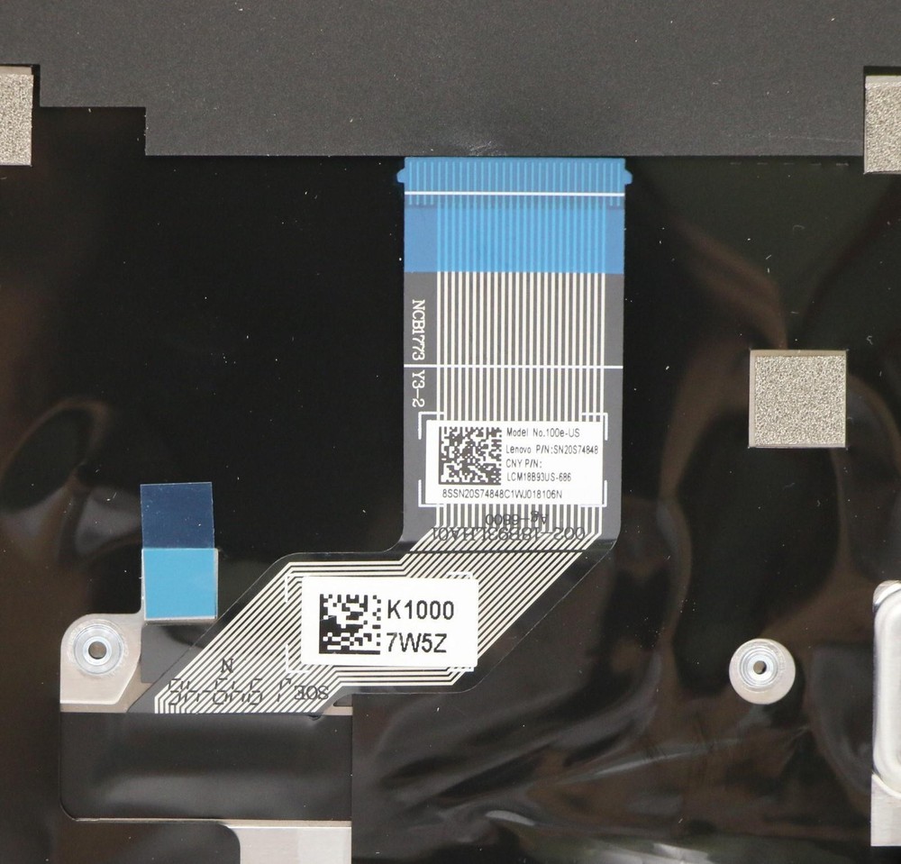 5CB0T77532 Upper Case ASM US B 81M8