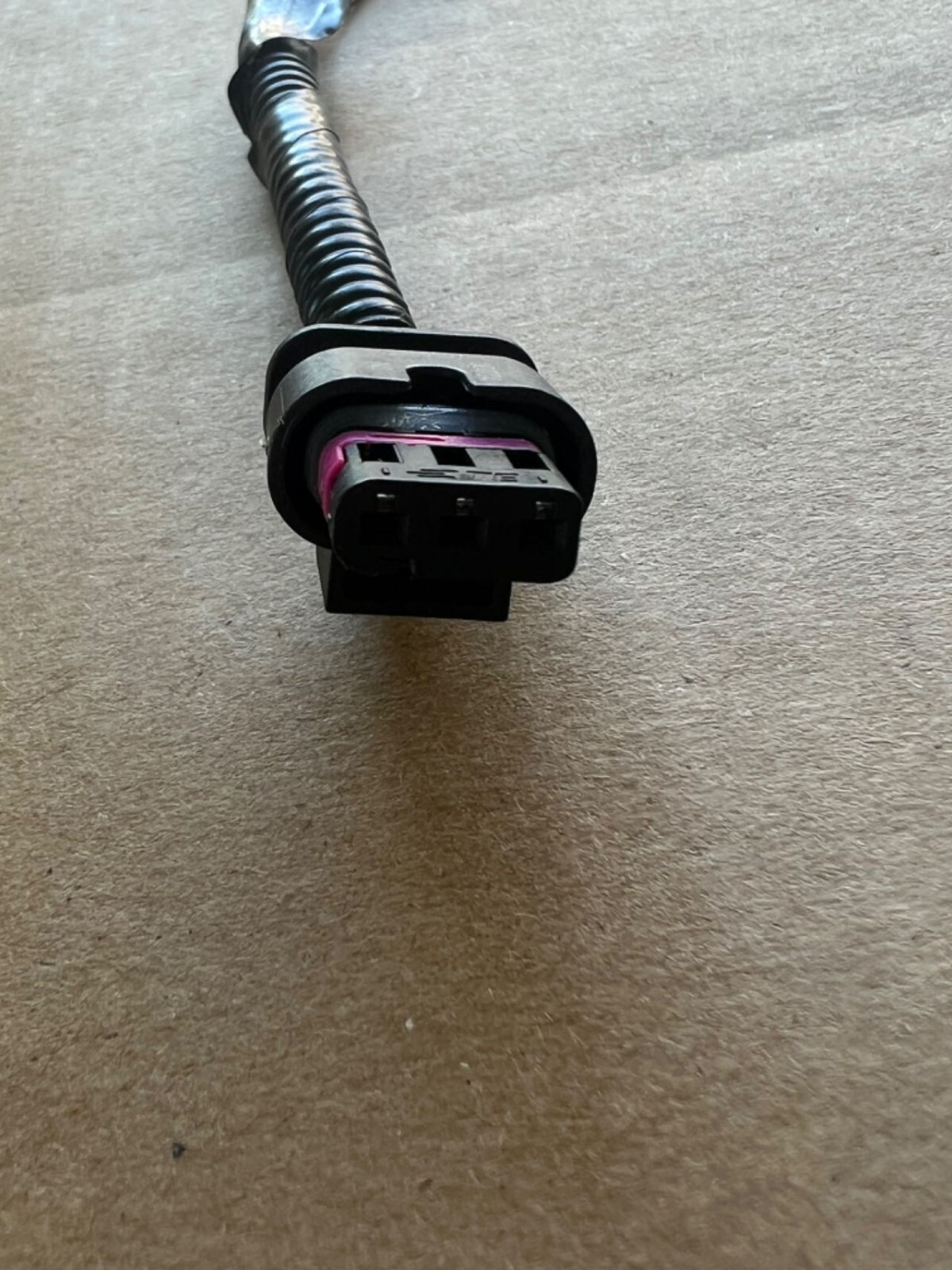 872858541 3 Pin Parking Sensor Plug Pigtail Fit for VOLVO XC60