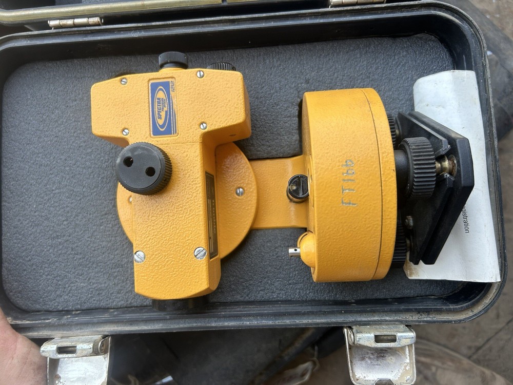 Spectra -Physics Model 1212 Combination Transit With Case Accessories Survey