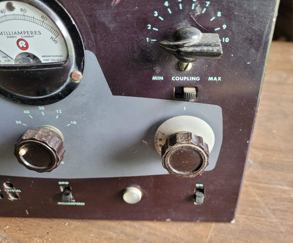 Vintage Johnson Viking Adventurer Tube Ham Radio Transmitter Powers Up As-Is