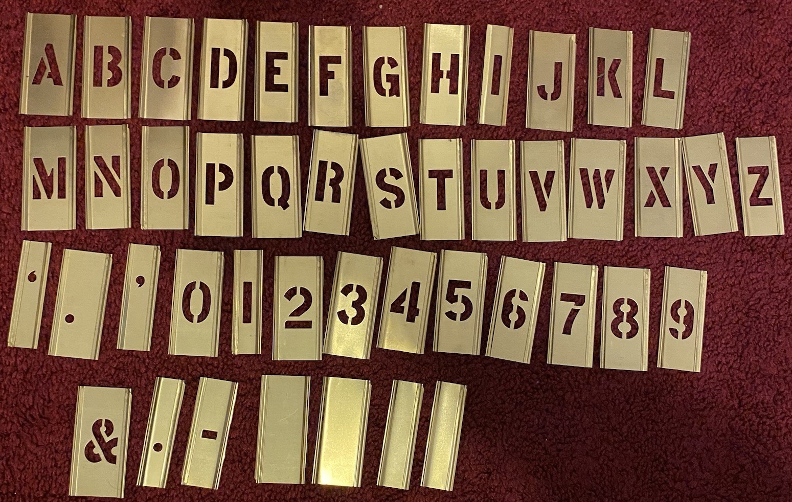 C.H. Hanson Brass Interlocking Stencil Number Set 1/2 Inch