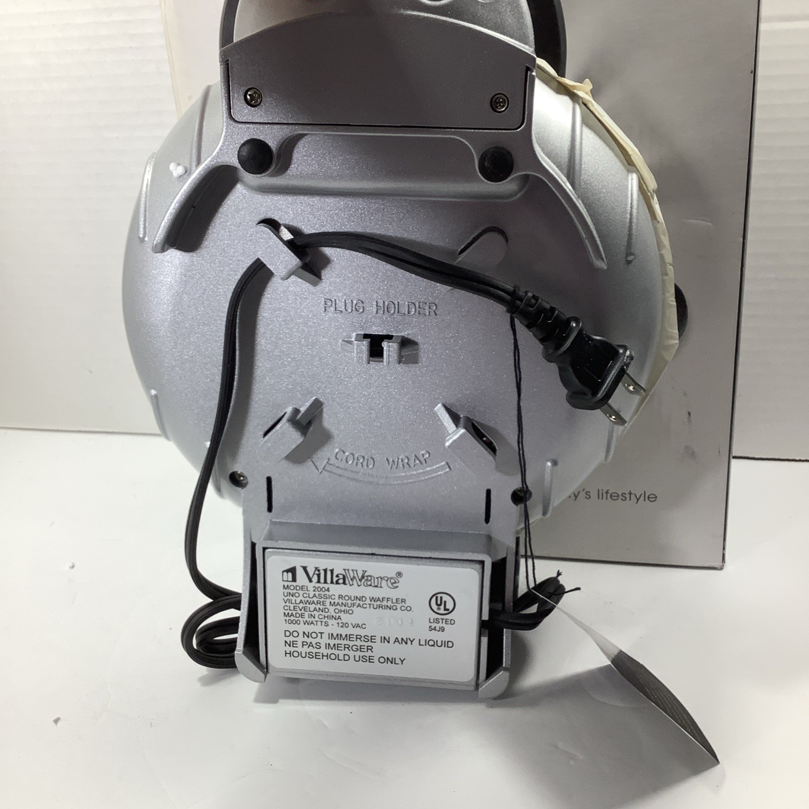 VillaWare Model 2004 Uno Classic Round Chrome Thin Waffler Maker NEW! In Box