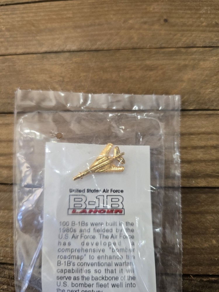 BOEING B-1B LANCER INTEGRATION TEAM LAPEL PIN- USAF AIR FORCE