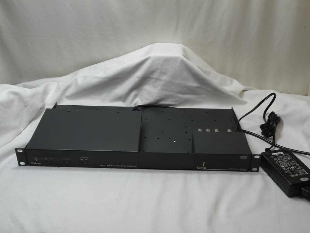 Extron MDA 3AV & DA 6AV EQ, Rackmount Video Stereo Audio Distribution Amplifiers