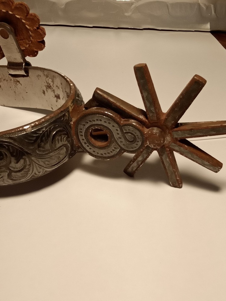Western cowboy Spurs