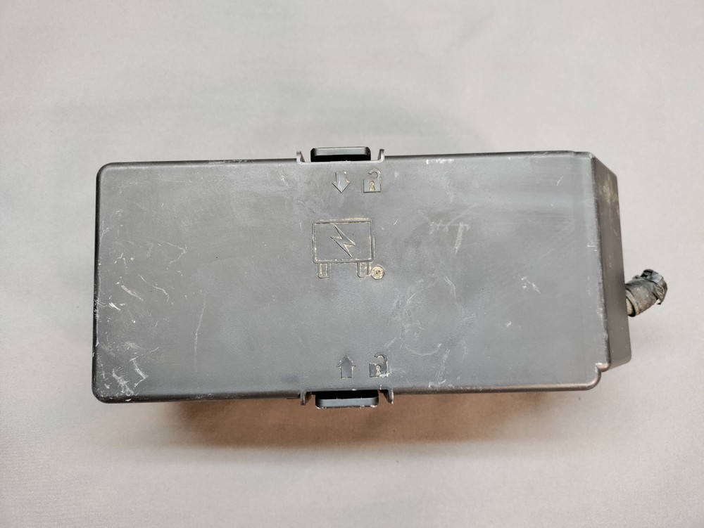 2012 Chevy Malibu Fuse Box Junction Block 2.4L
