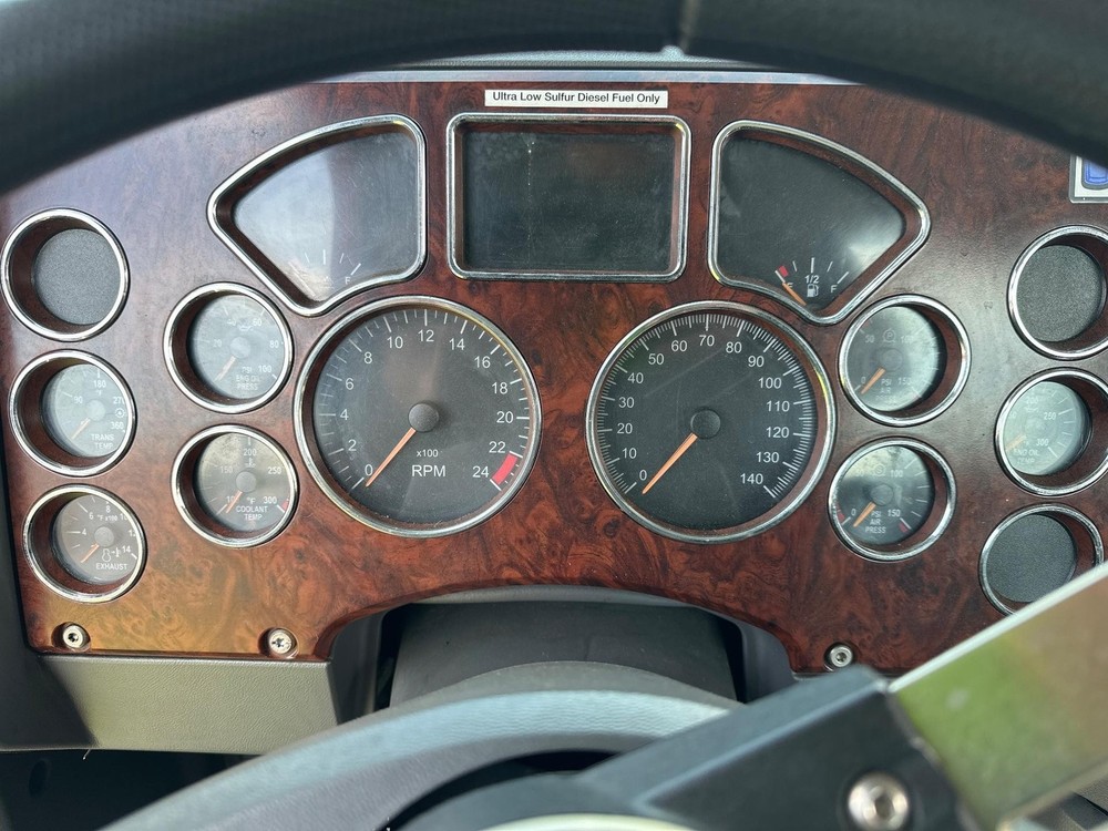 2014-2017 Mack CXU613 Speedometer Instrument Cluster - Used