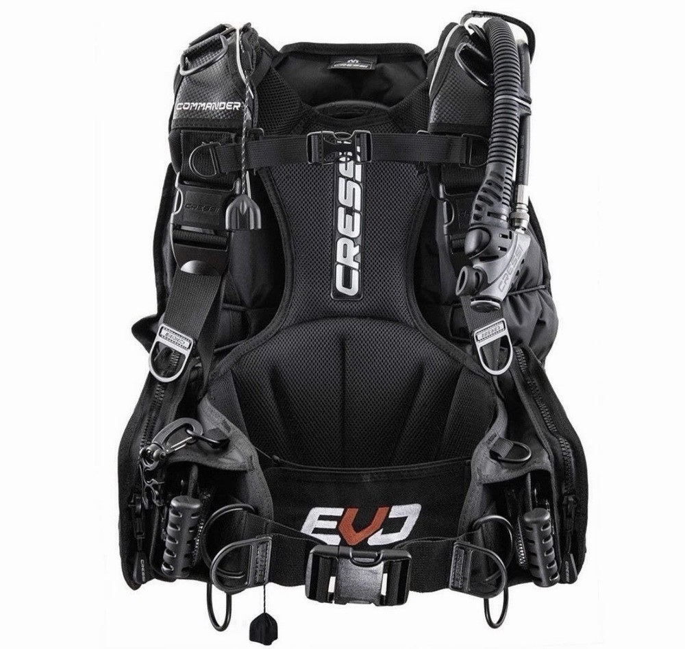 Cressi Commander Evolution BCD Small (new without tags)