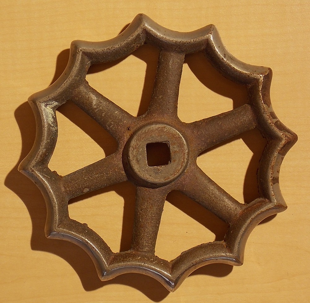 Large Vintage Cast Iron Valve Handle