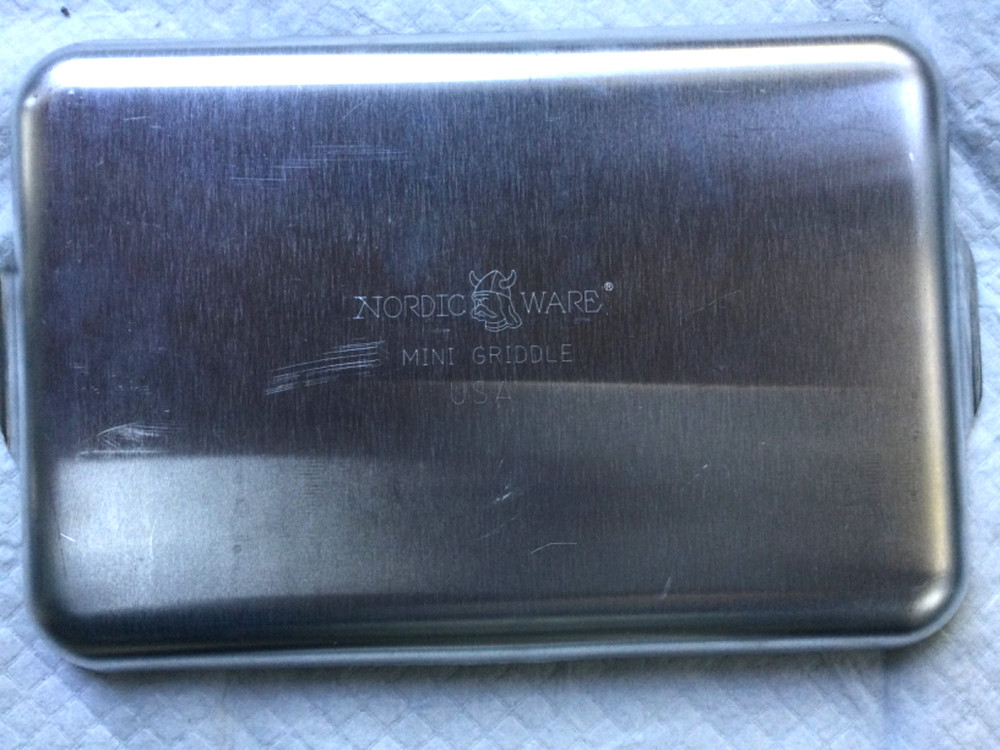 NORDIC WARE PERSONAL SIZED PORTIONS MINI GRIDDLE NEW GREAT SIZE