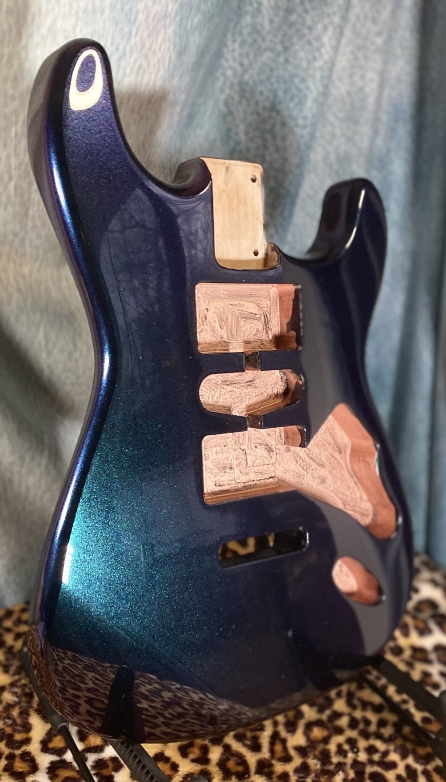 Stunning Chameleon Blue/Teal/Purple Fender Stratocaster HSH Alder Replacemt Body