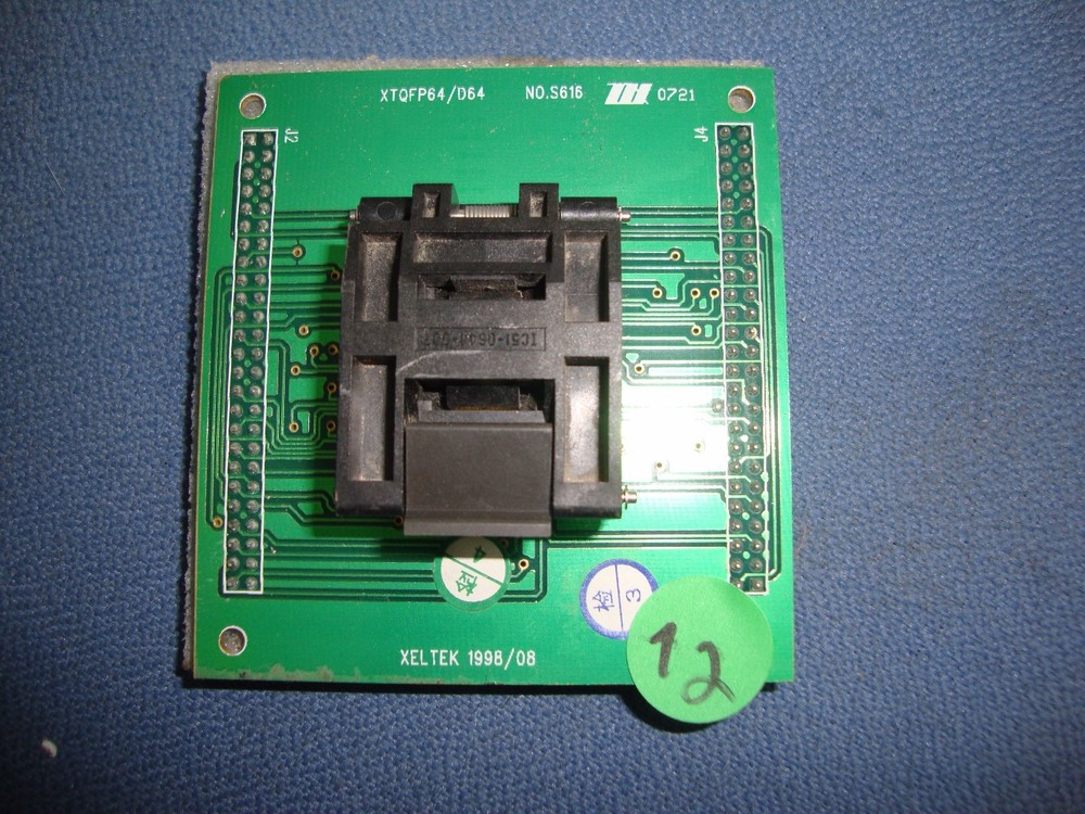 Xeltek XTQFP64/D64 with IC51-0644-807 Socket Adapter