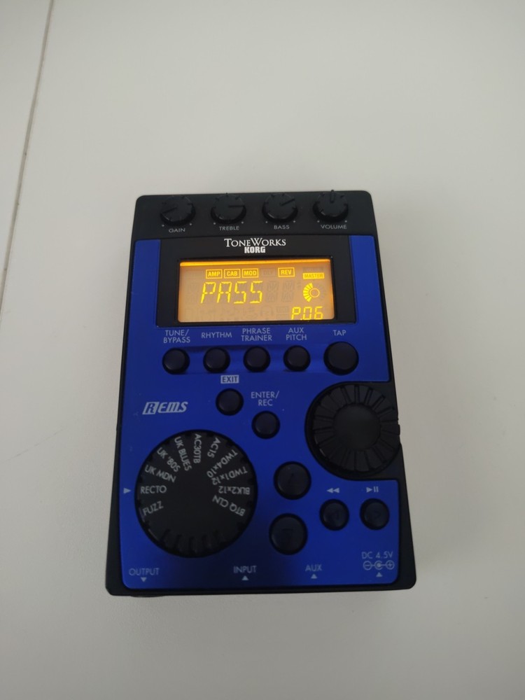 KORG Pandora 4 PX4 Tone Works Guitar Multi Effect Processor