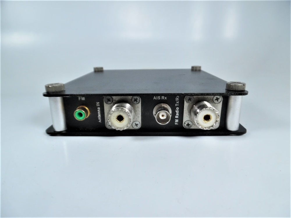 Weatherdock AG - easySPLIT - Active Antenna Splitter - TESTED - SPLITTER ONLY!!
