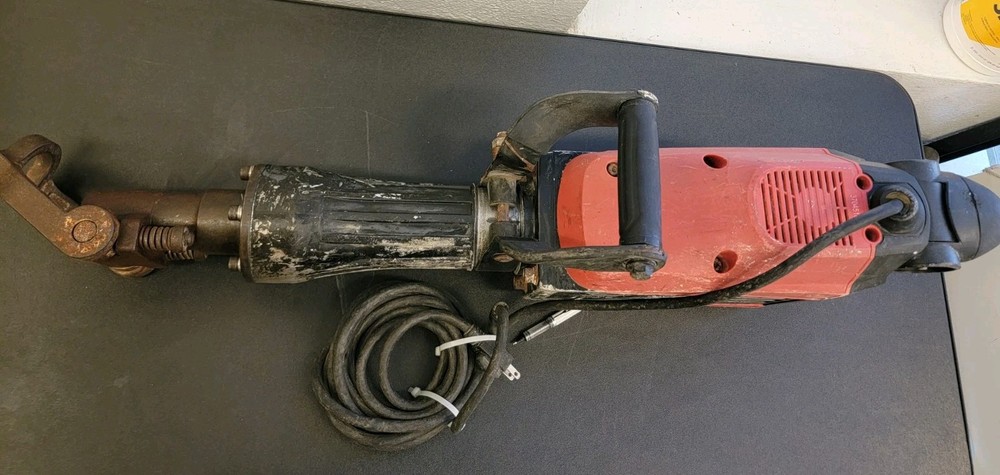 Bauer Hex Lower Wall Breaker Hammer w/ Case Pre-owned