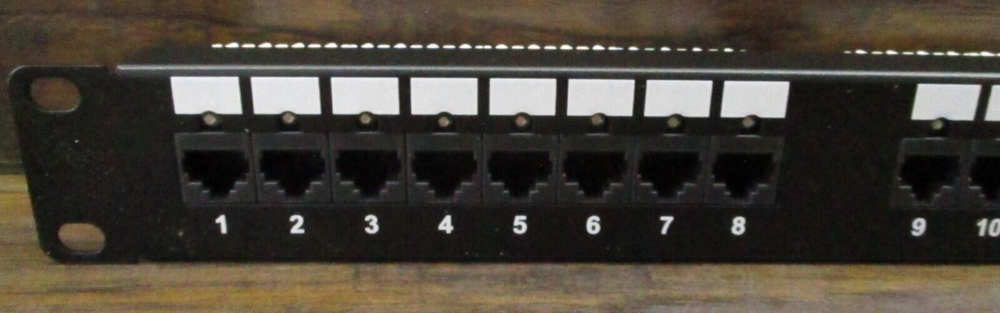 OPEN BOX Navilite Cat.5e Patch Panel 24 Ports Black Unshielded