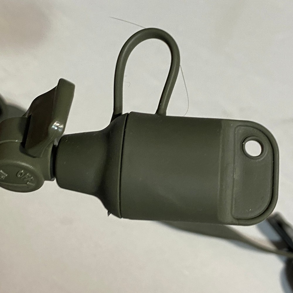 CamelBak Hydration Water Carrier With Bladder Backpack Camo