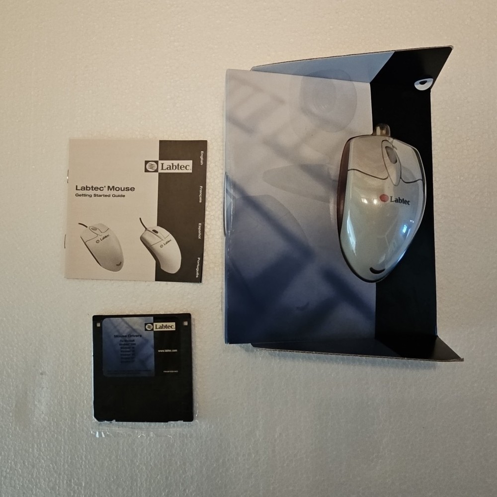 Labtec Wheel Mouse With Light PS/2 Connection XP New( Open Box)