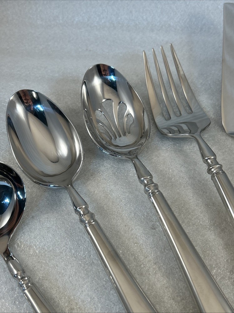 7 pc Reed & Barton Gloucester Shell Williamsburg Stainless Serving Flatware Set