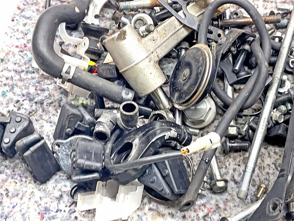 2017 Yamaha MT-09 Assorted Nuts, Bolts & Fixings