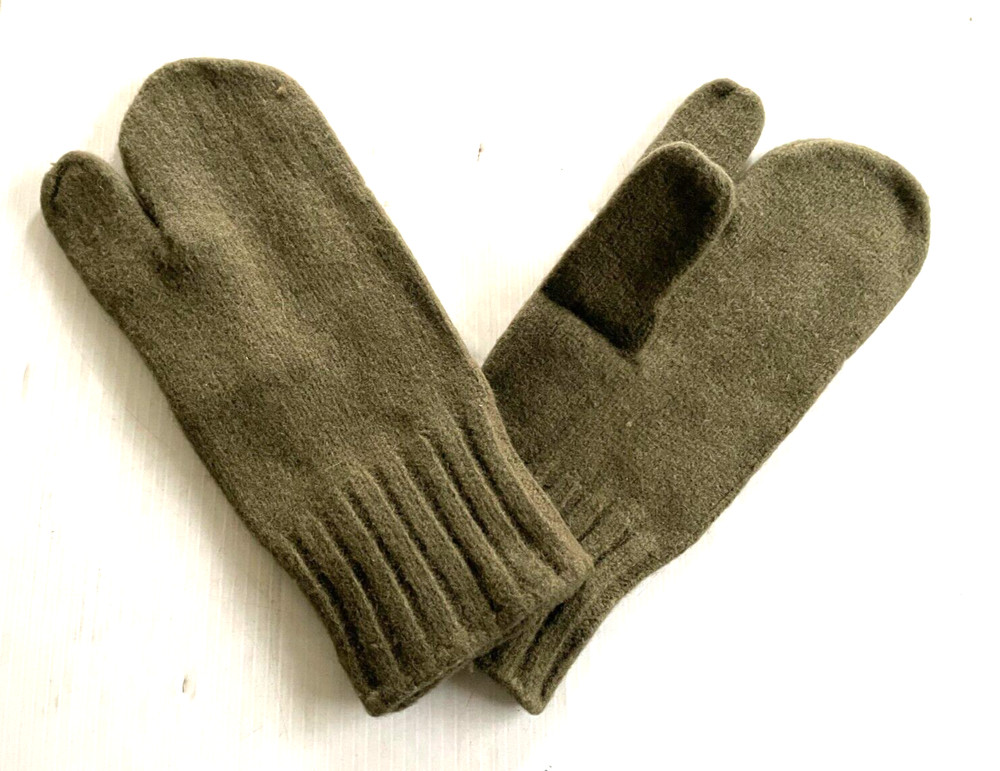 UNISSUED WWII US NAVY WINTER WOOL TRIGGER FINGER N-2 DECK MITTEN INSERTS MEDIUM