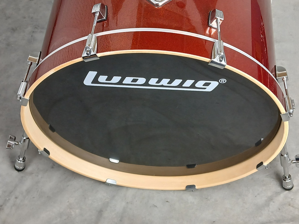 LUDWIG ELEMENT EVOLOLUTION 22" COPPER SPARKLE BASS DRUM, MINT CONDITION