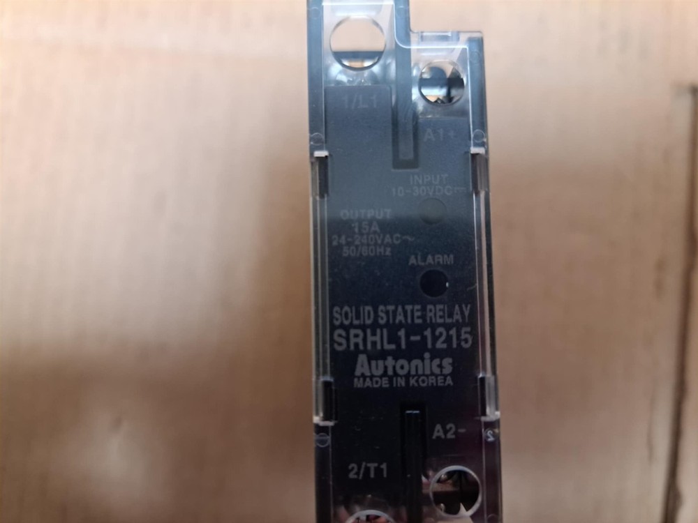Autonics Solid State Relay Part No. SRHL1-1215