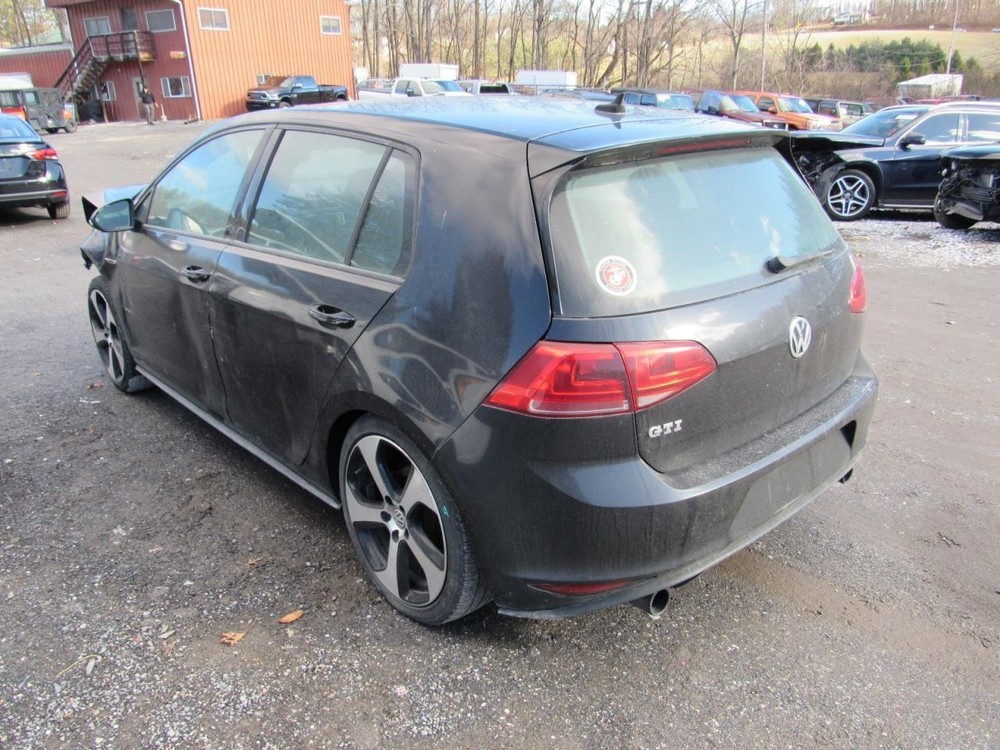 GTI 2017 Glove Box 1104002