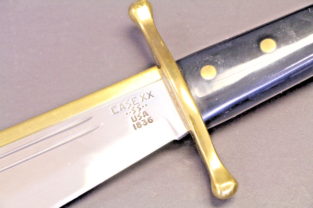 Case XX . SS 1836 Bowie Knife with Leather Sheath