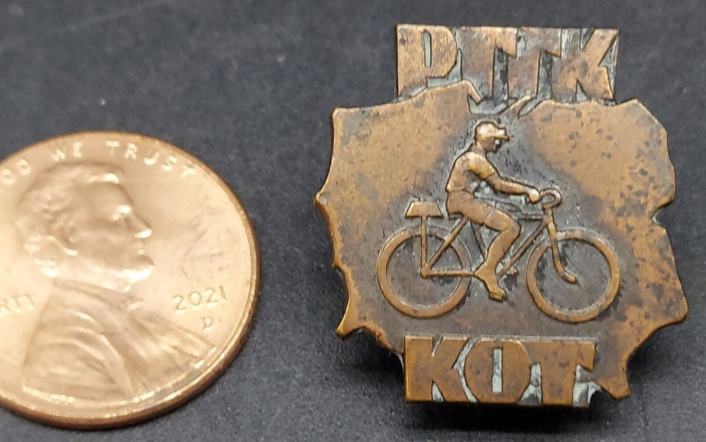 PTTL PAK Polish cycling Pin back