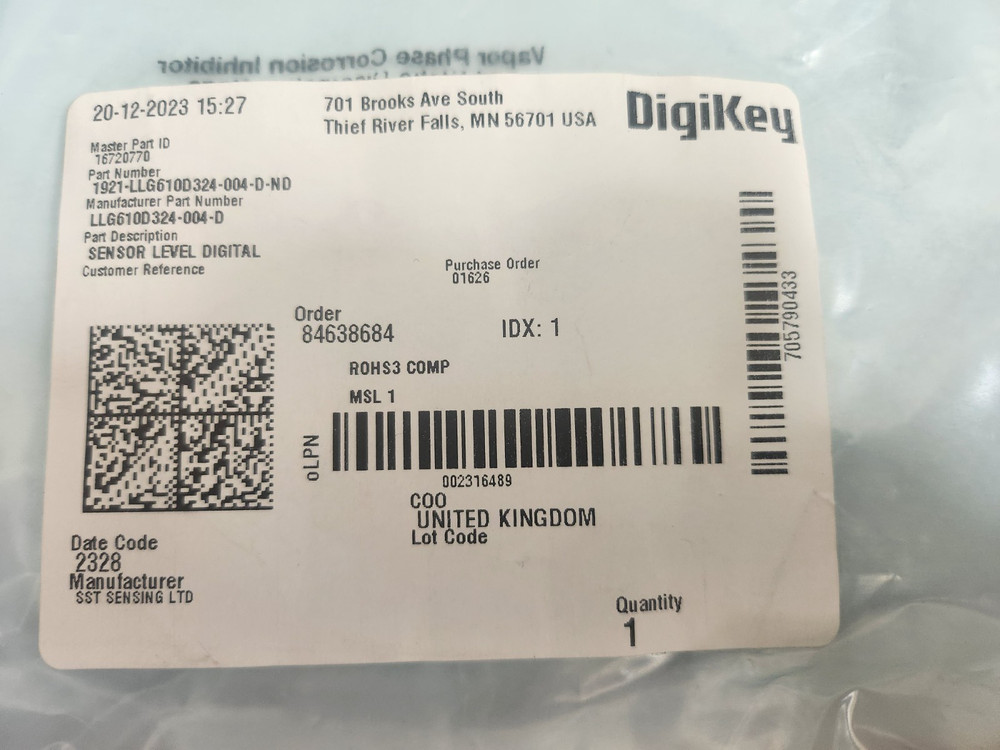 SST LLG610D324-004-D-DK Digital Level Sensor. new