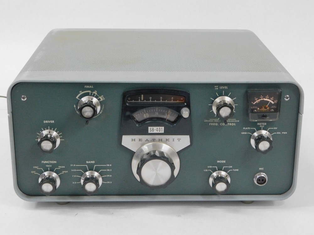 Heathkit SB-401 Vintage Ham Radio Transmitter (powers up, no TX)
