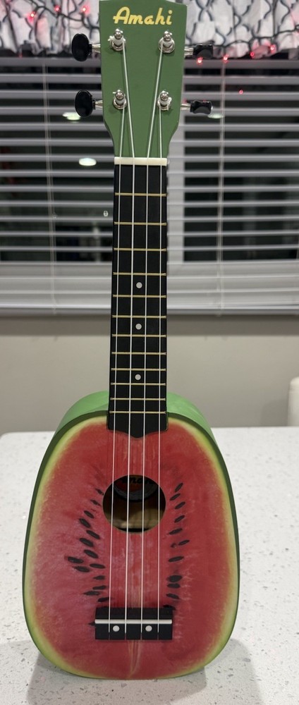 Amahi ukulele Watermelon Soprano Beginner Easy Transport