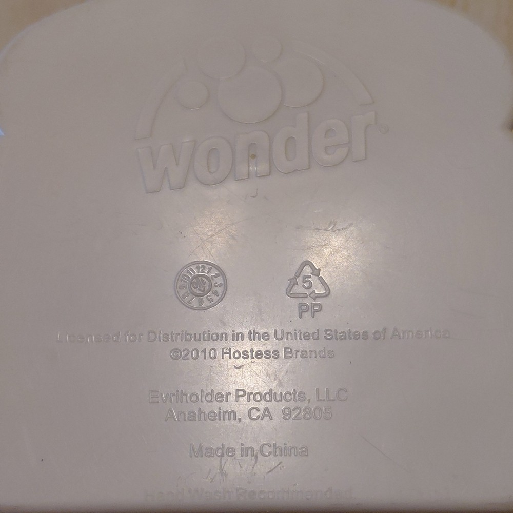 Hostess Wonder Bread Polka Dot Plastic sandwich container with Lid