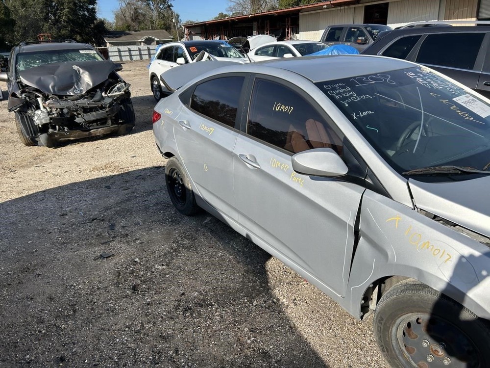 ACCENT 2016 High Mounted Stop Light 104772915