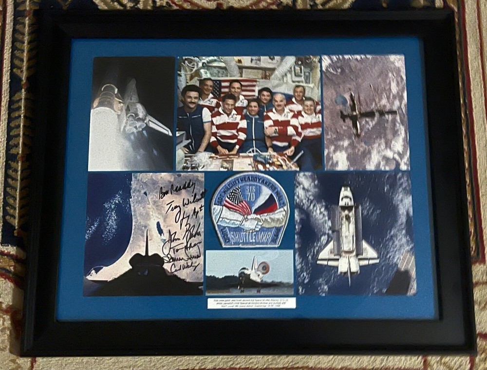 STS-79 ATLANTIS FLOWN IN SPACE MISSION PATCH & FULL CREW SIGNED PRESENTATION