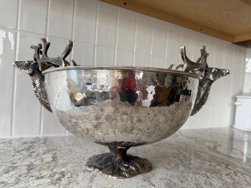 LARGE HAMMERED SILVER PLATE BOWL 18", DOUBLE DEER/STAG HEAD HANDLE CENTER PIECE