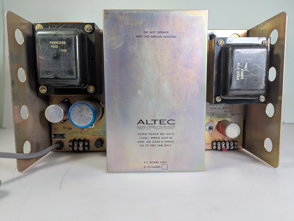 Vintage ALTEC 1590C Solid State Amplifier ,Crack sound (Read)