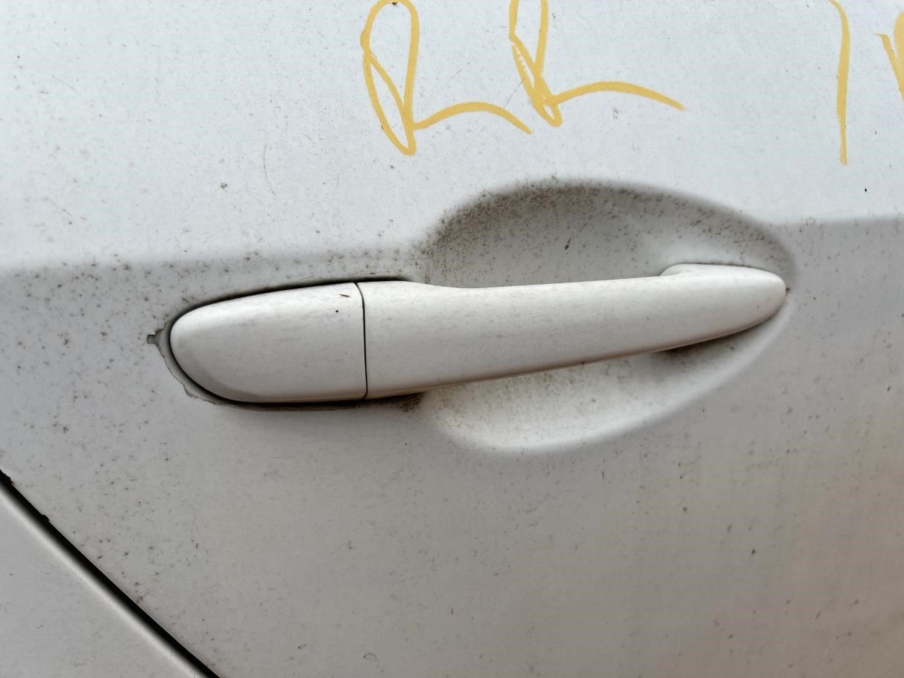 MAZDA 3 2012 Fuse Box Cabin 104831471