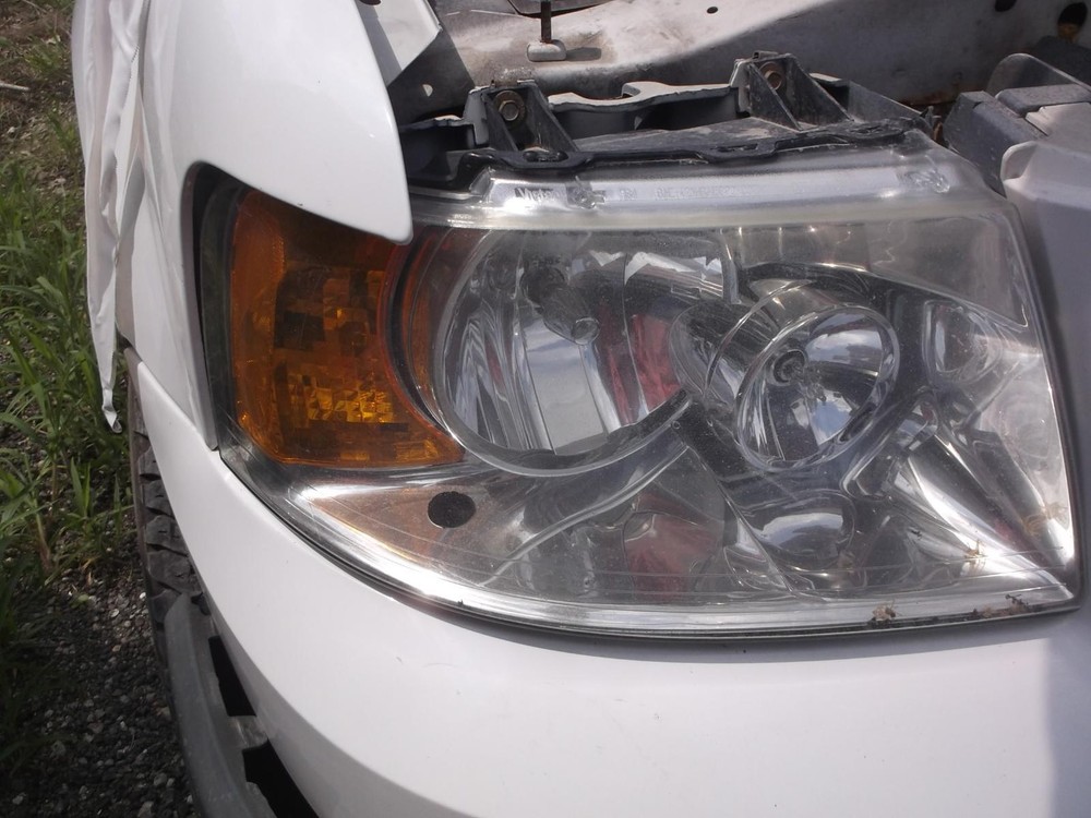 Used Transfer Case Assembly fits: 2005 Ford Expedition Grade B