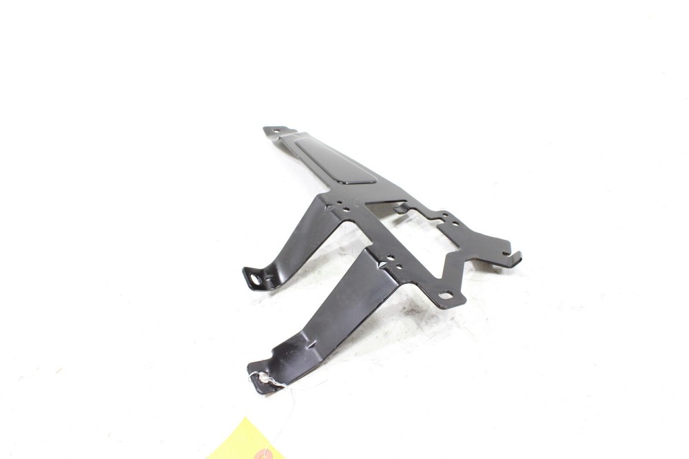 2019 - 2022 KIA NIRO REAR RIGHT SIDE BLIND SPOT RADAR SENSOR MODULE BRACKET OEM