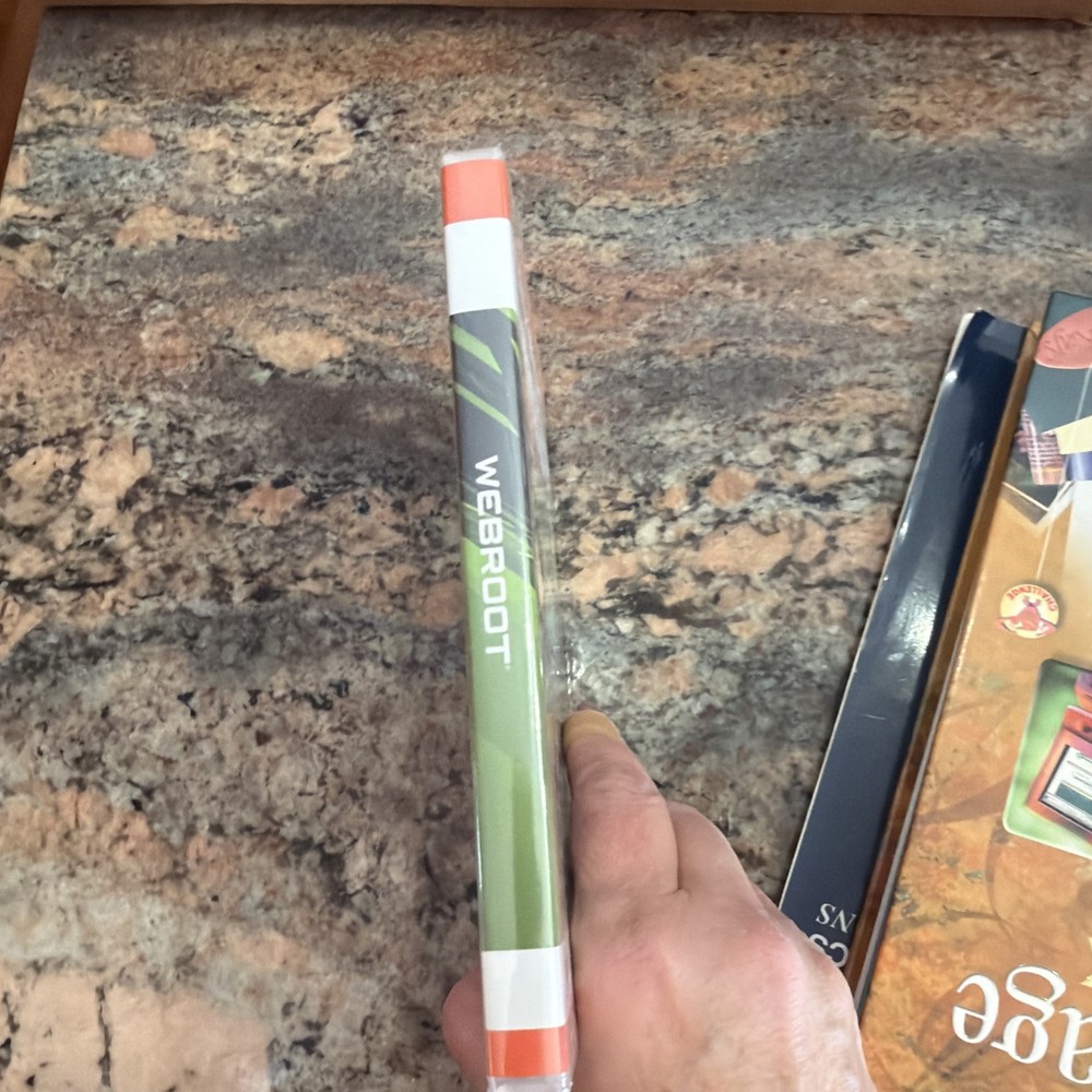 Internet Security Webroot Secure Anywhere 3 Devices New In Unopened Package