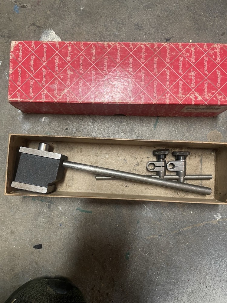 Starrett 657AA Magnetic Base Indicator Holder, Mag Base & Holder Type