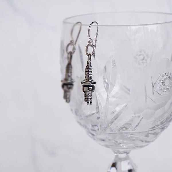 Give Me a Wing Plug Hook Earring (Single, Silver 925)