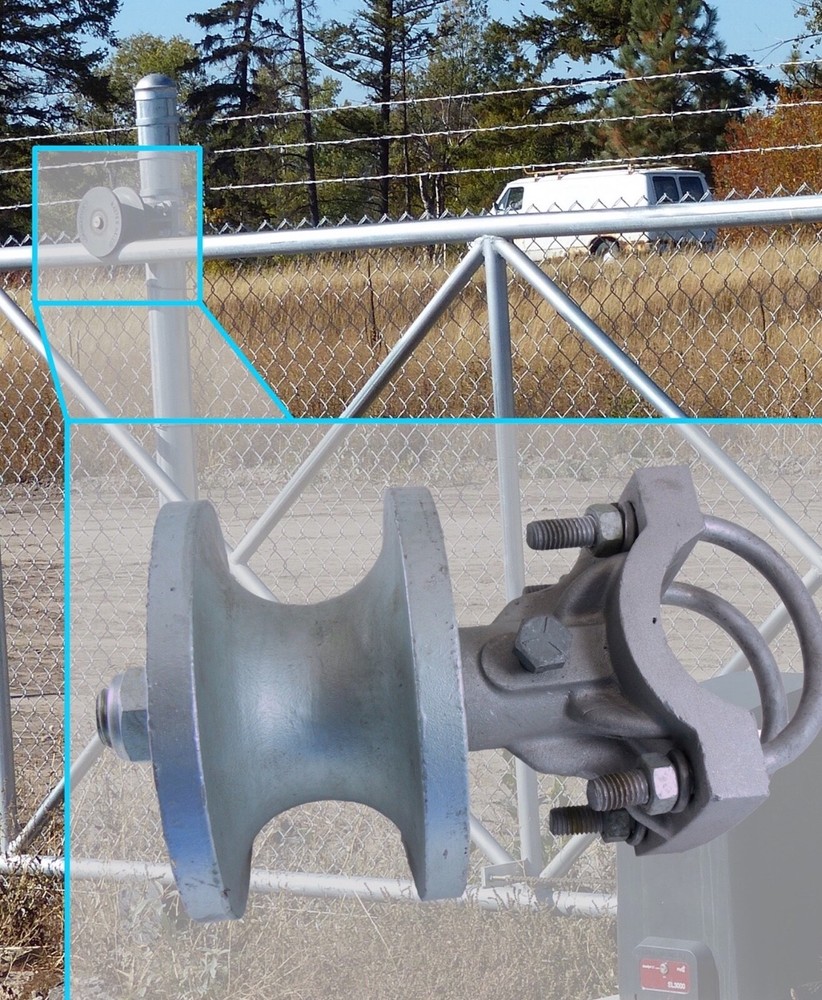 (1) CANTILEVERED GATE ROLLER: Hardware for 4" posts & 2-3/8"(2-1/2") Gate Frame