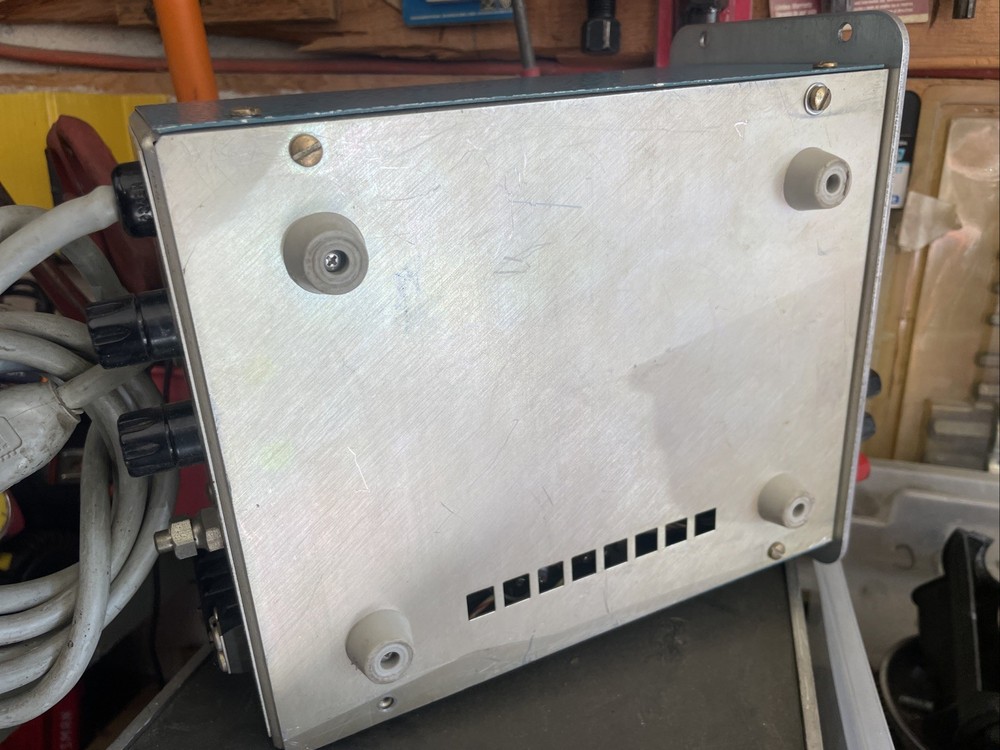 P D DESIGN MODEL 2005---PERCISION POWER SOURCE