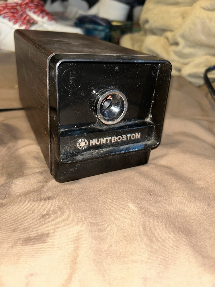 Authentic Hunt Boston Old School Pencil Electric Model 17 ✏️ Sharpener- 👍🏼