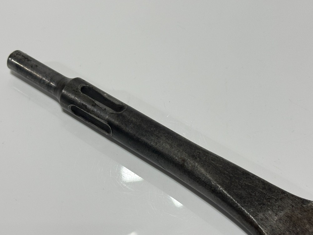 MAC Tools USA AH3106 Air Pneumatic Chisel Bit