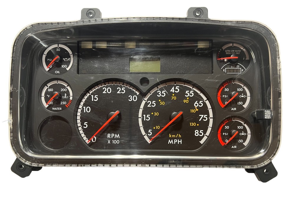 Freightliner B2 Speedometer Instrument Cluster A22-68836-105