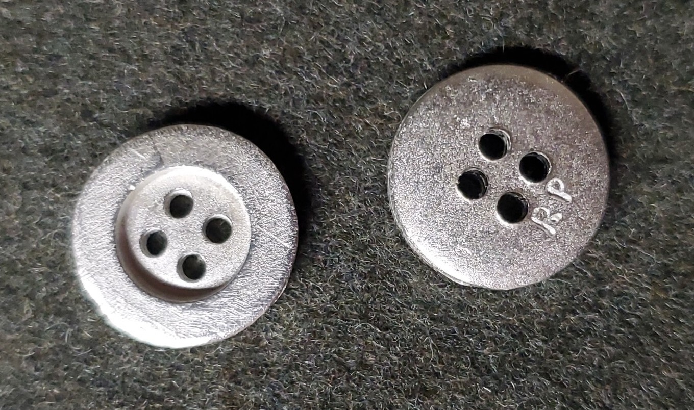 WWI German M 1915 trouser metal buttons, Individual. Small buttons by the each